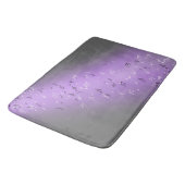 Musikermerke Lila Glow Bath Mat Badematte (Schrägansicht)
