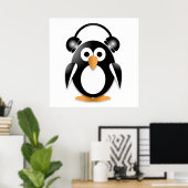 Musikfan in Penguin Poster (Heimbüro)