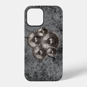 Musiklautsprecher an einer grunge Betonwand Case-M iPhone 12 Hülle