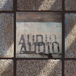 Musikliebhaber im urbanen Loft-Stil Fliese