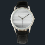 Musikmanuskript-Linien Stilvolle Streifen Schwarz- Armbanduhr<br><div class="desc">Das einfache und auffällige Design dieser schwarz-weiß gestreiften Uhr wird durch das gestreifte Muster des Musikmanuskriptes inspiriert. Die musikalische Armbanduhr ist ein auffälliges Accessoire und ein ideales Geschenk für den stilvollen Musikliebhaber.</div>
