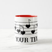 Musikmitarbeiter mit Schwarzen Herznotizen individ Zweifarbige Tasse (Mittel)