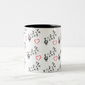 Musiknoten und Herzen Kaffeetasse (Mittel)