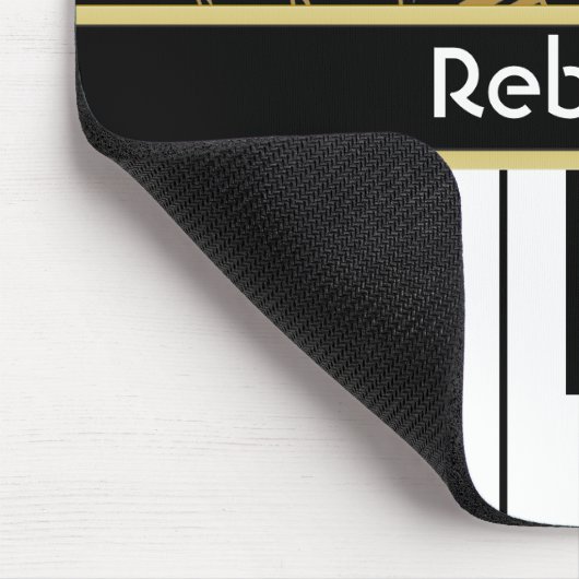 Musiknotizen und Klaviertasten Schwarz und Gold Mousepad (Ecke)