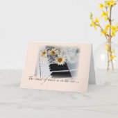 Musikperformance Herzlichen Glückwunsch, Piano, Da Karte (Gelbe Blume)