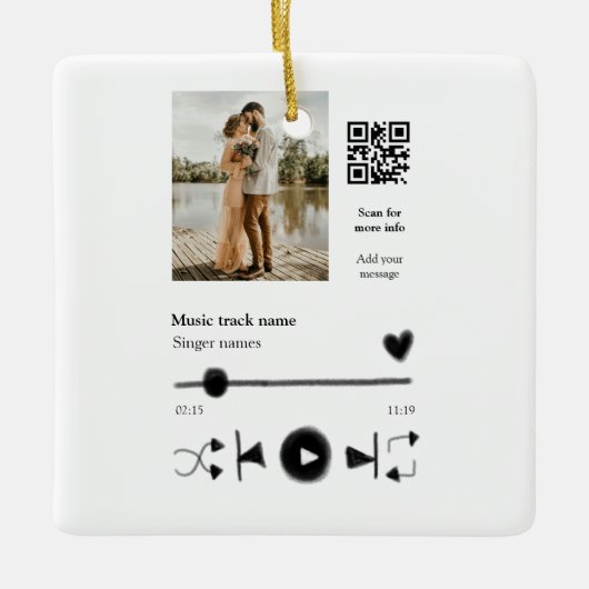 Musikplayer personalisiertes Paar Liebe q r Code t Keramikornament (Vorderseite)