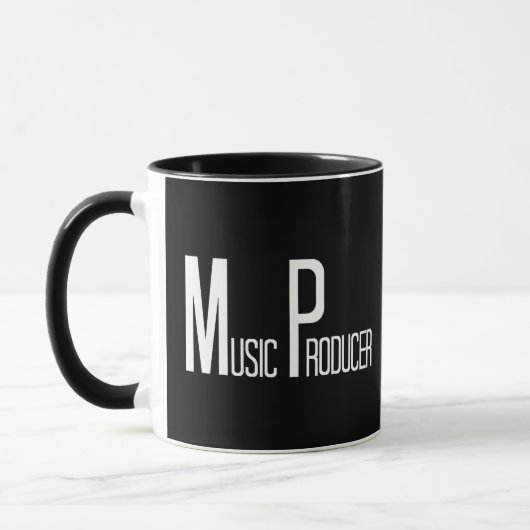 Musikproduzent Tasse (Links)
