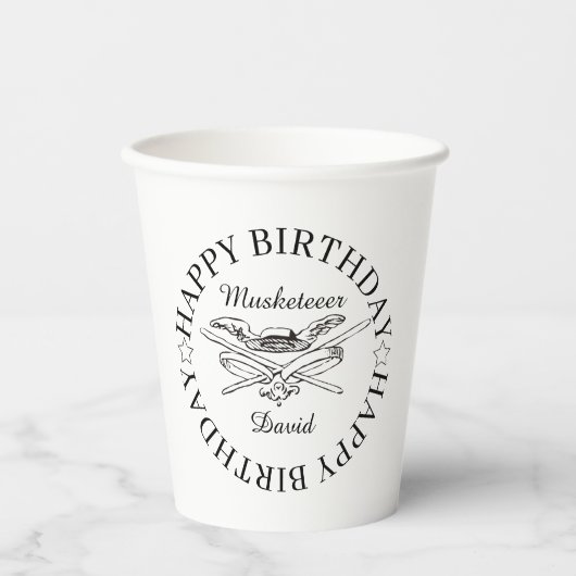 Musketeer Hero Happy Birthday Party individuell an Pappbecher (Vorderseite)