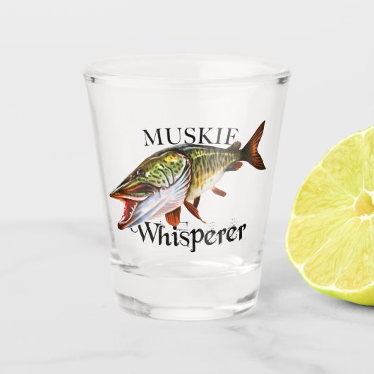 Muskie Whisperer Schnapsglas (Vorderseite)