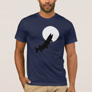 Muskies durch Mondschein: Durchlaufen ein T-Shirt