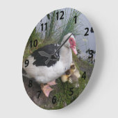 Muskovy Duck and Ducklings Clock Große Wanduhr (Winkel)