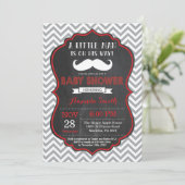 Mustache Babydusche Einladung Rot und Grau (Stehend Vorderseite)