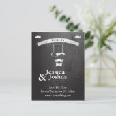Mustache Chalk mit Banner-Postkarte Ankündigungspostkarte (Stehend Vorderseite)