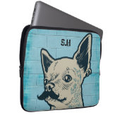 Mustache Chihuahua Graffiti Monogram Laptopschutzhülle (Vorne Rechts)