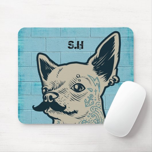 Mustache Chihuahua Graffiti Wall Monogram Mousepad (Mit Mouse)