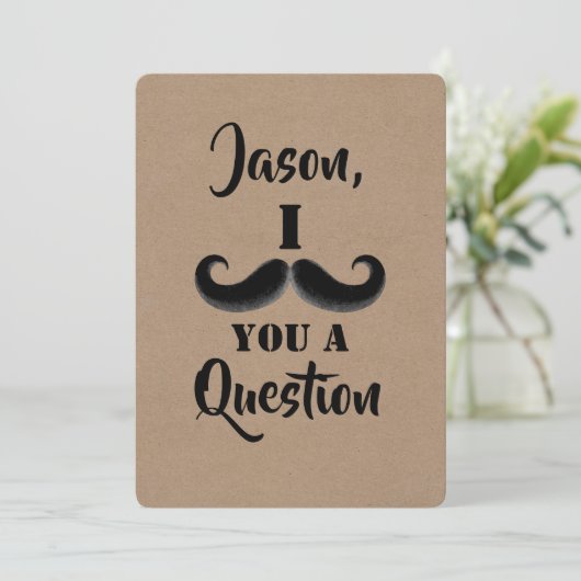 Mustache Funny Trauzeuge oder Trauzeuge Vorschlag Einladung (Stehend Vorderseite)