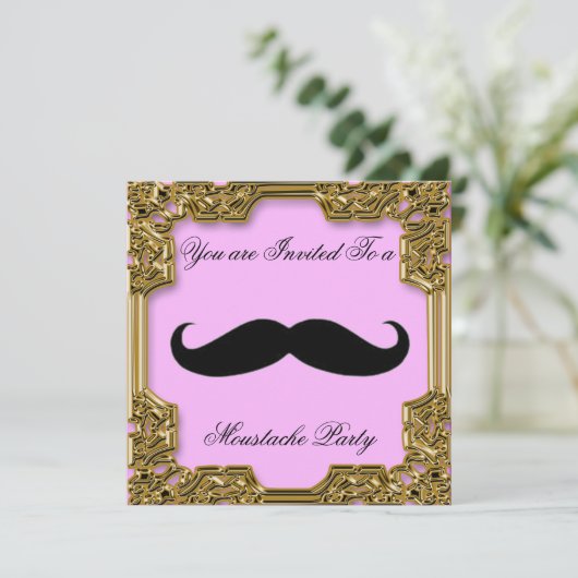 Mustache Geburtstagsparty Einladung Pink (Stehend Vorderseite)