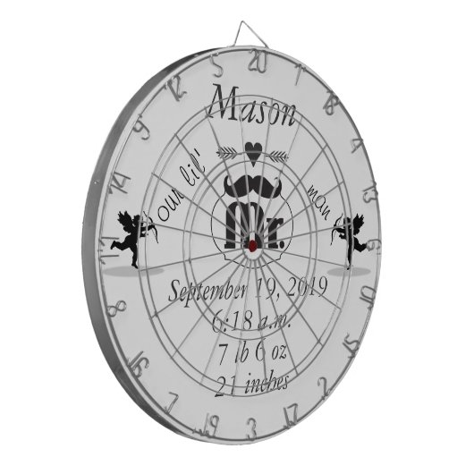 Mustache Lil Man Baby Boy Stats Dartscheibe (Vorderseite Links)