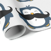 Mustache Penguin Cartoon Geschenkpapier (Rolleneckpunkt)