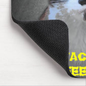 MUSTACHE SIE KATZE IST HUNGRY MOUSEPAD (Ecke)