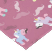 Mustachio Unicornio! Tischdecke (Schrägansicht)