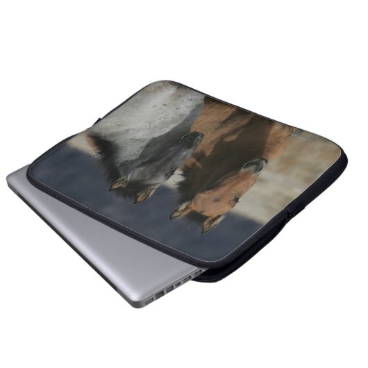 Mustang-FohlenHeadshot Laptopschutzhülle (Vorne Knopf)