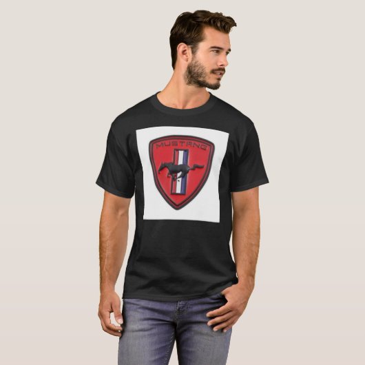 Mustang Logo Shield  Classic T-Shirt (Vorne ganz)
