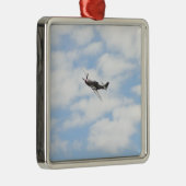 Mustang P51 im Flug Silbernes Ornament (Rechts)