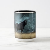 Mustang Wild Black Stallion und Cloud BeverageMug  Zweifarbige Tasse (Mittel)