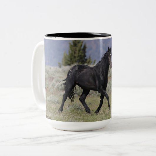 Mustang Wild Black Stallion und Cloud BeverageMug  Zweifarbige Tasse (Vorderseite Links)