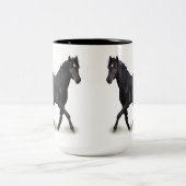 Mustang Wild Black Stallion und Cloud BeverageMug  Zweifarbige Tasse (Mittel)