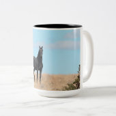 Mustang Wild Black Stallion und Cloud BeverageMug  Zweifarbige Tasse (VorderseiteRechts)