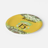 Mustard Gold Elegant Quinceanera Celebration Pappteller (Schrägansicht)