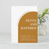 Mustard moderne Typografie arch wedding + QR Einladung (Stehend Vorderseite)