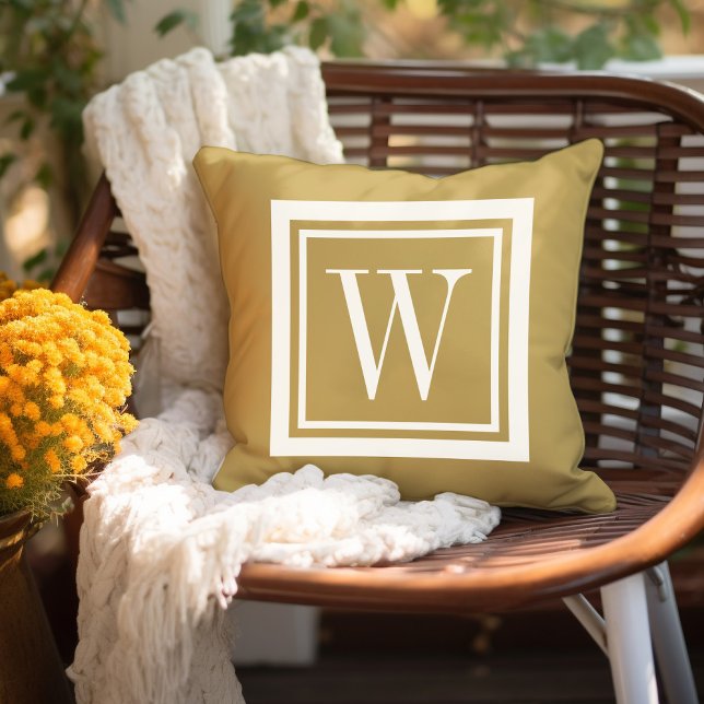 Mustard und White Classic Square Monogramm Kissen (Von Creator hochgeladen)