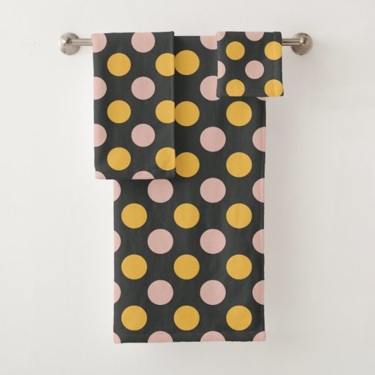 Mustard Yellow and Pink Polka Dot Pattern Badhandtuch Set (Insitu)