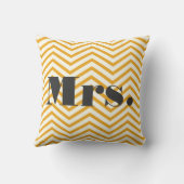Mustard Yellow Ivory and Gray Zig Zag Pillow Kissen (Rückseite)