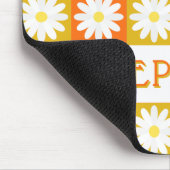 Mustard Yellow Orange Daisy Retro Checkerboard Mousepad (Ecke)