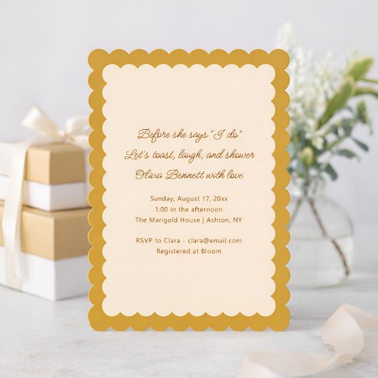 Mustard Yellow Scalloped Edge Bridal Shower Einladung