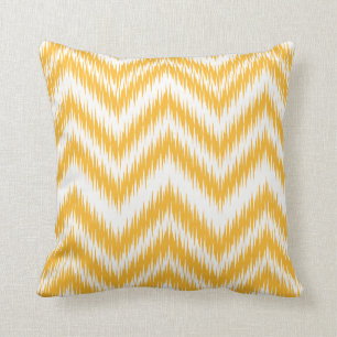 Mustard Zickzack Ikat Pattern Pillow Kissen