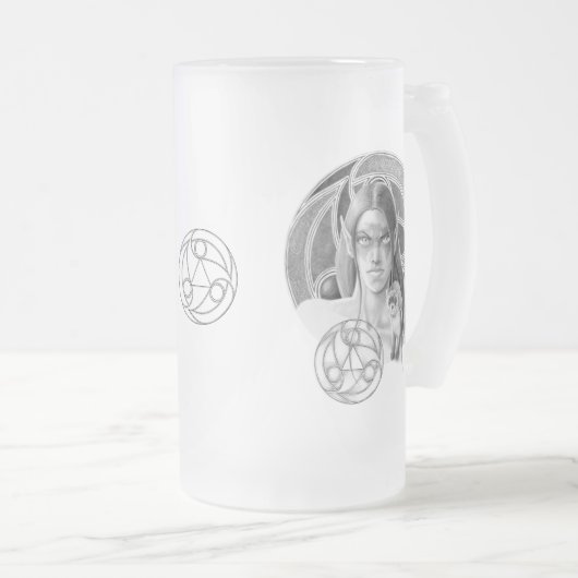 Musteleila mattierte Tasse (VorderseiteRechts)