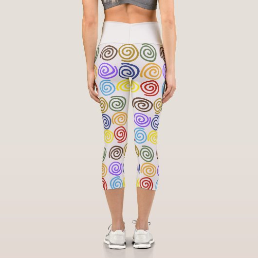 Muster Abstrakter Spiralformen Capri Leggings (Rückseite)