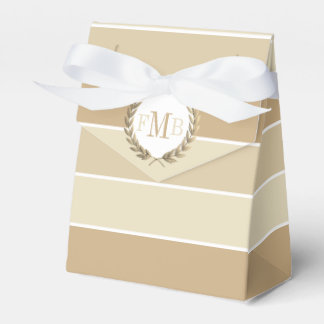 Muster aus beigen Streifen und Initialen Hochzeit Geschenkschachtel