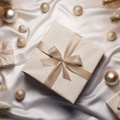 Muster aus beigen und weißen Streifen Geschenkpapier