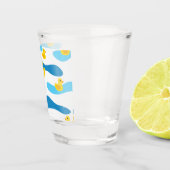 Muster aus Gelbkautschuk Schnapsglas (Rechts)