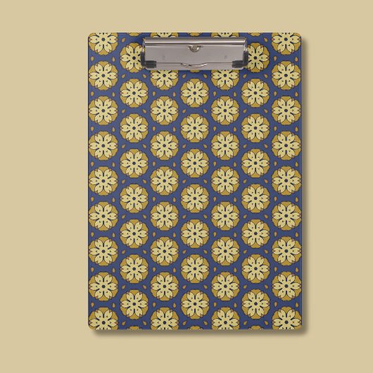 Muster aus Gold und Blüten und Teardrop Klemmbrett