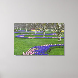 Muster aus Tulpen und Traubenhyazinthenblüten, 2 Leinwanddruck