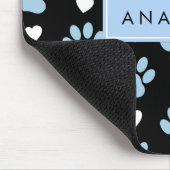 Muster, blaue Paws, weiße Herzen, Ihr Name Mousepad (Ecke)