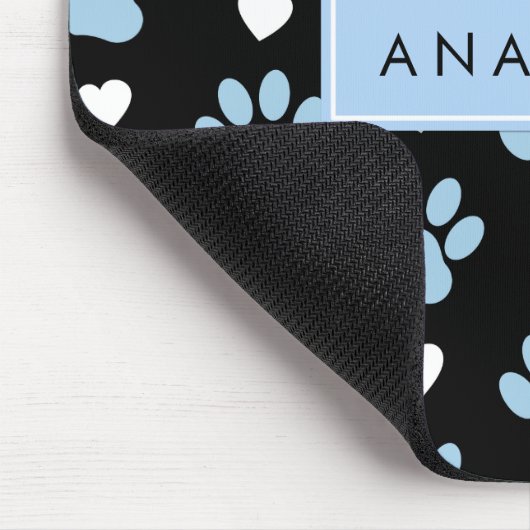 Muster, blaue Paws, weiße Herzen, Ihr Name Mousepad (Ecke)