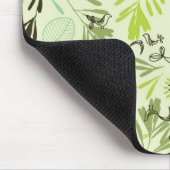 Muster, das kleine Vogelbabys anzeigt Mousepad (Ecke)